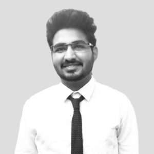 Investment Associate 
Akshit is an Electronics and Telecommunication Engineer from VIT, Pune, and a CFA Level 2 Candidate. Before joining the firm, he interned at Purnartha Investment Advisers in Equity Research.